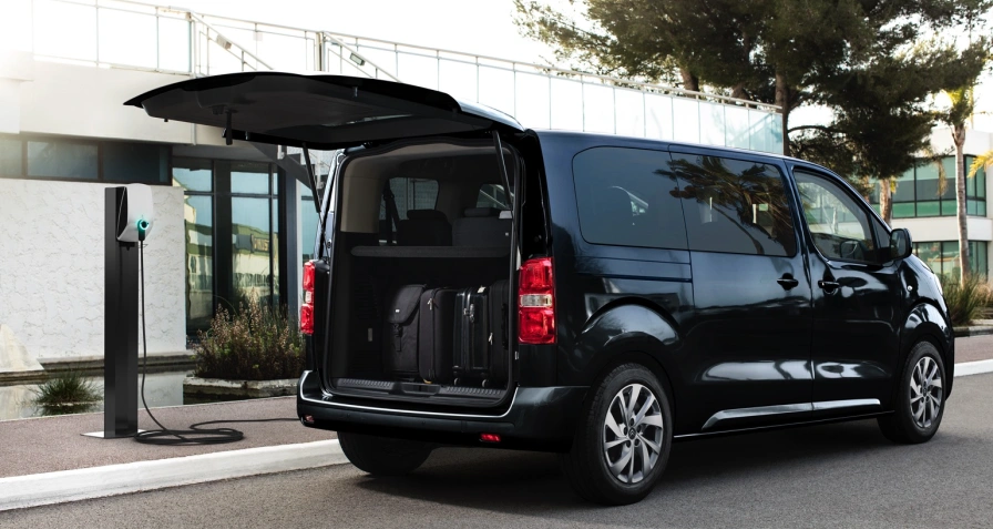 Citroen e-Jumpy Combi XS 50 kWh