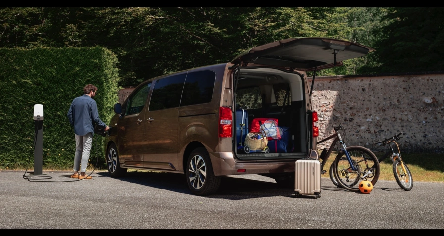 Citroen e-Jumpy Combi XL 50 kWh