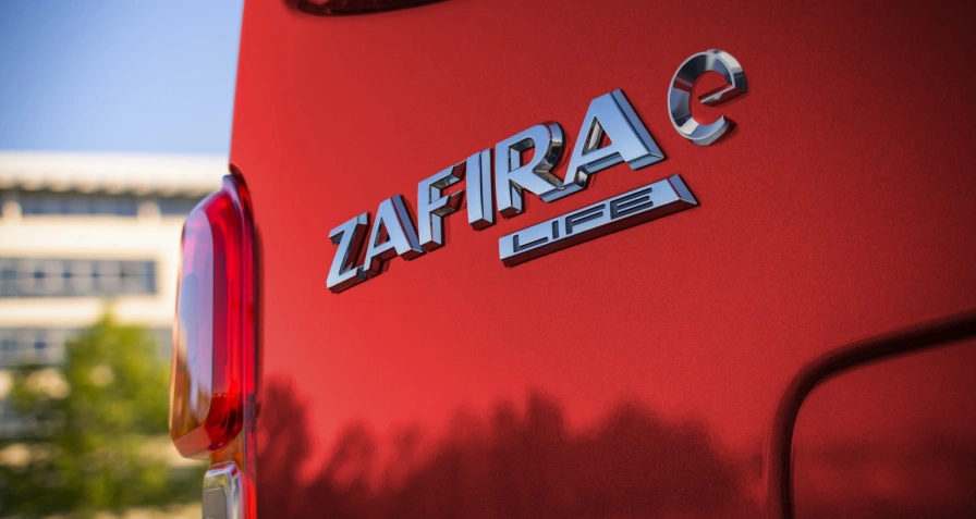 Opel Vivaro-e Combi M 75 kWh