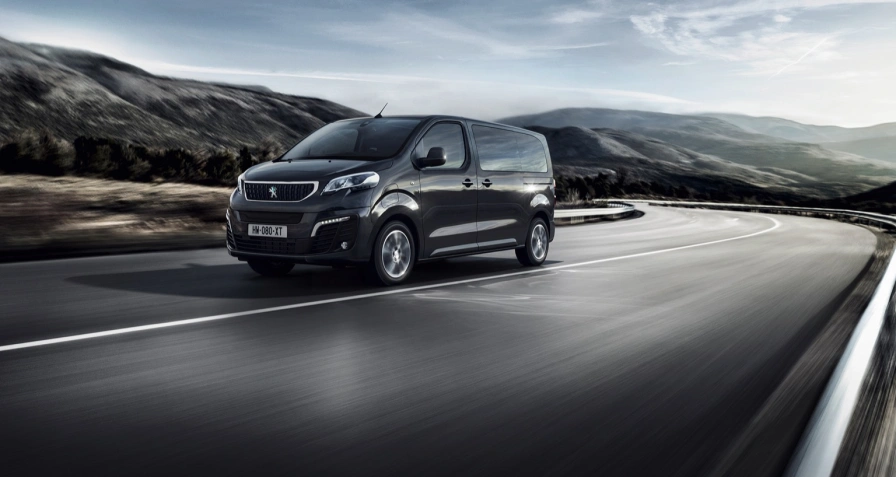 Peugeot e-Expert Combi Standard 75 kWh