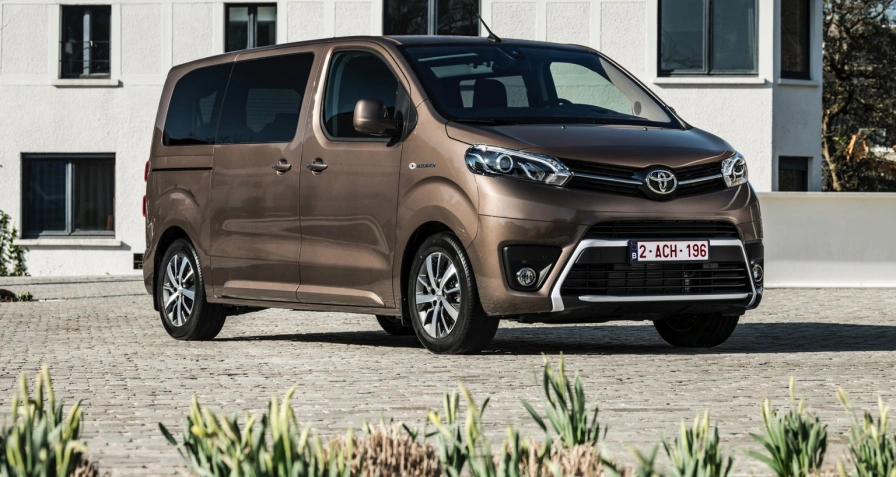 Toyota PROACE Shuttle L 75 kWh