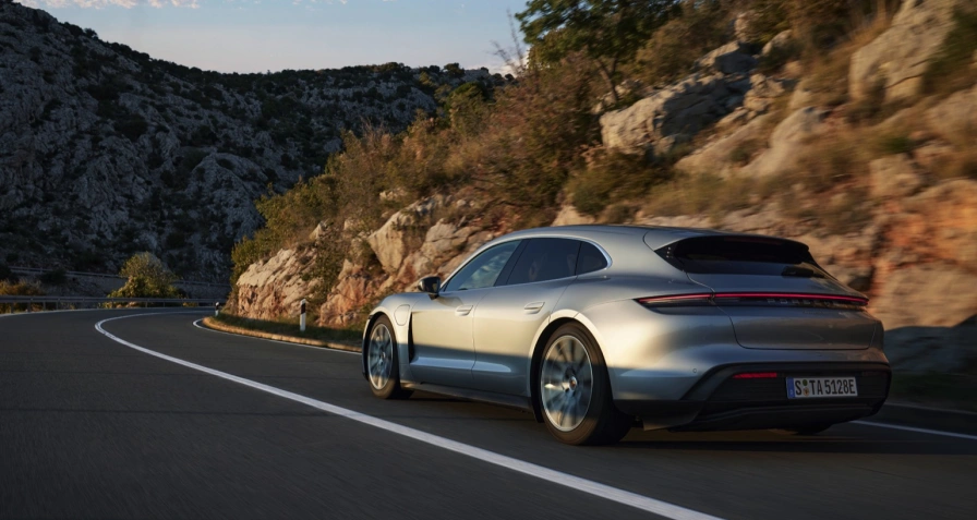 Porsche Taycan Sport Turismo