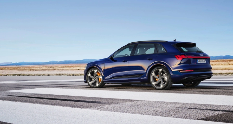 Audi e-tron S