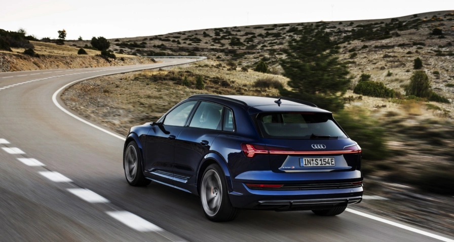 Audi e-tron S