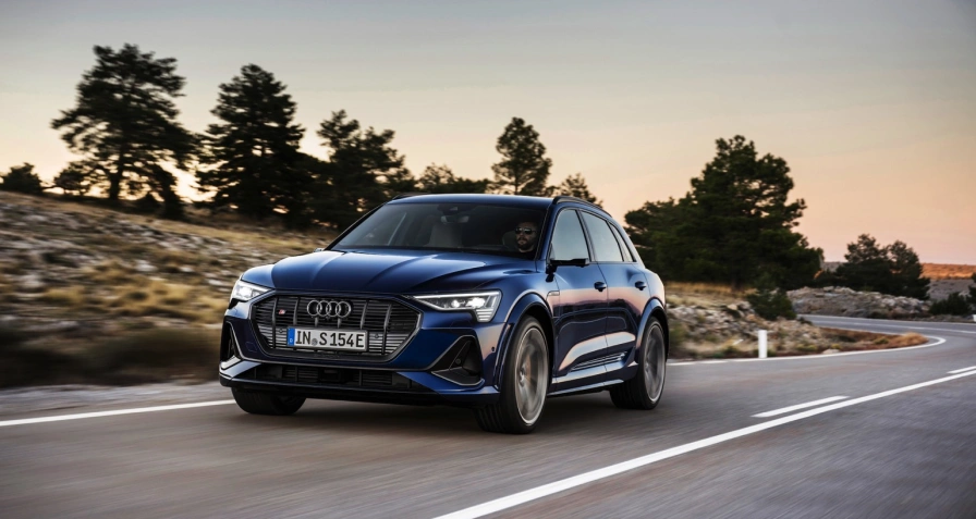 Audi e-tron S