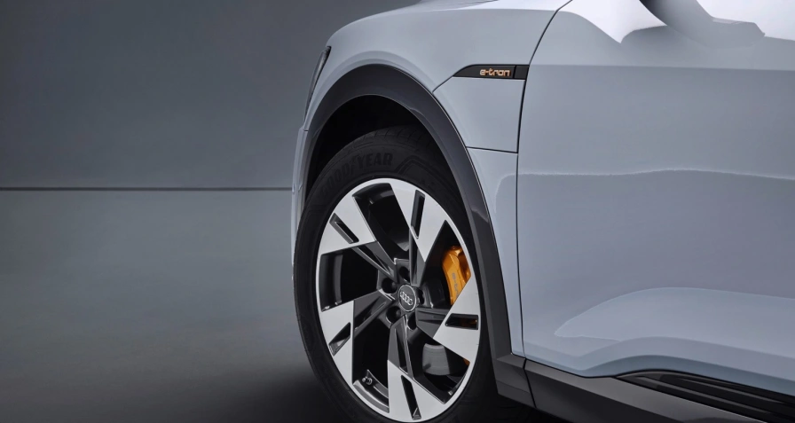 Audi e-tron 50 quattro