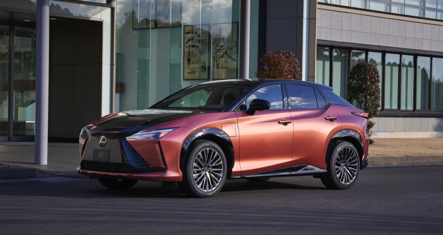 Lexus RZ 450e