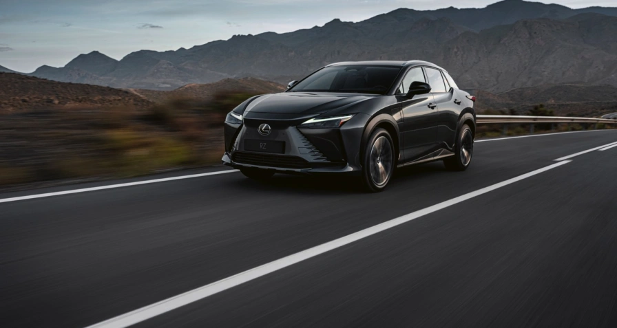 Lexus RZ 450e