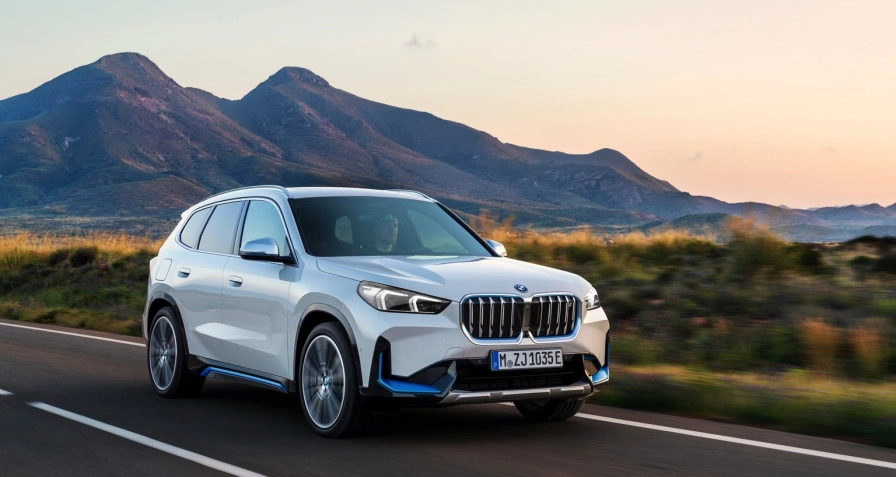 BMW iX1 xDrive30