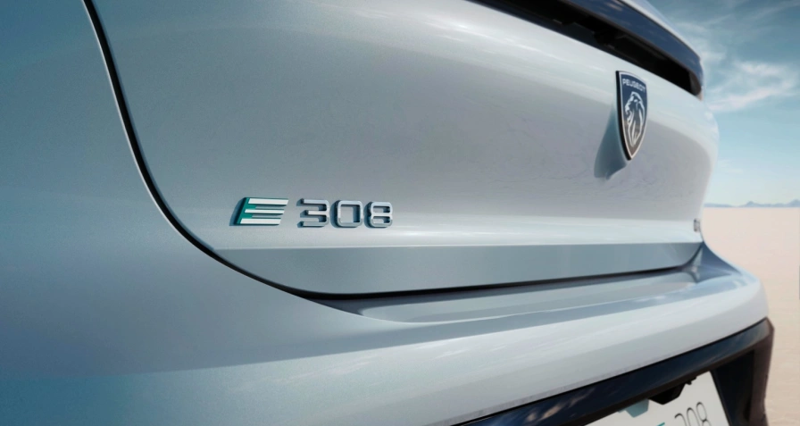 Peugeot e-308