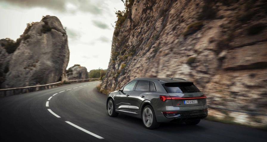 Audi Q8 e-tron 50 quattro