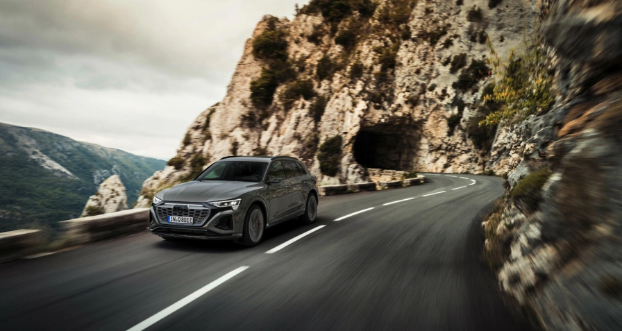 Audi Q8 e-tron 50 quattro