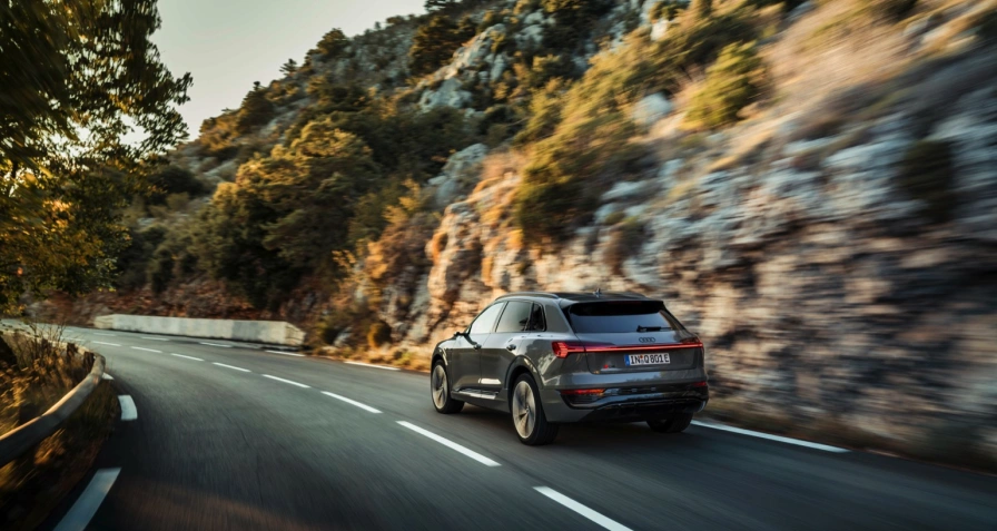 Audi Q8 e-tron 50 quattro