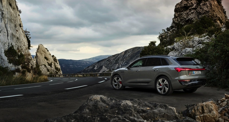 Audi Q8 e-tron 55 quattro
