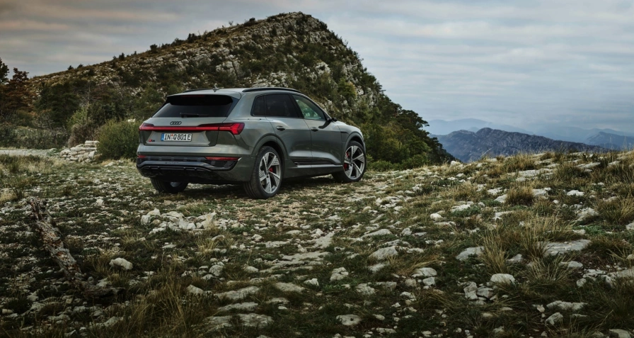Audi Q8 e-tron 55 quattro