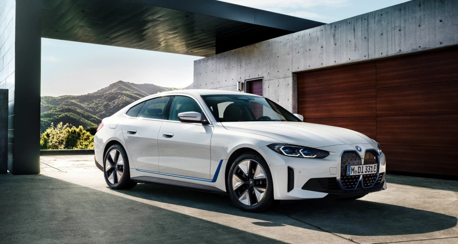 BMW i4 eDrive35