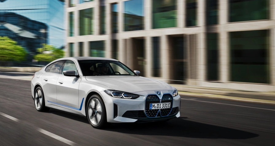BMW i4 eDrive35
