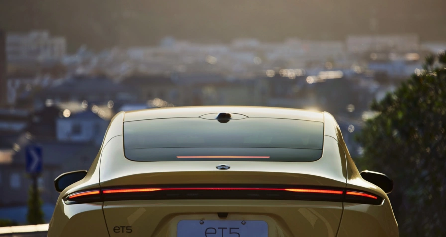 NIO ET5 Standard Range
