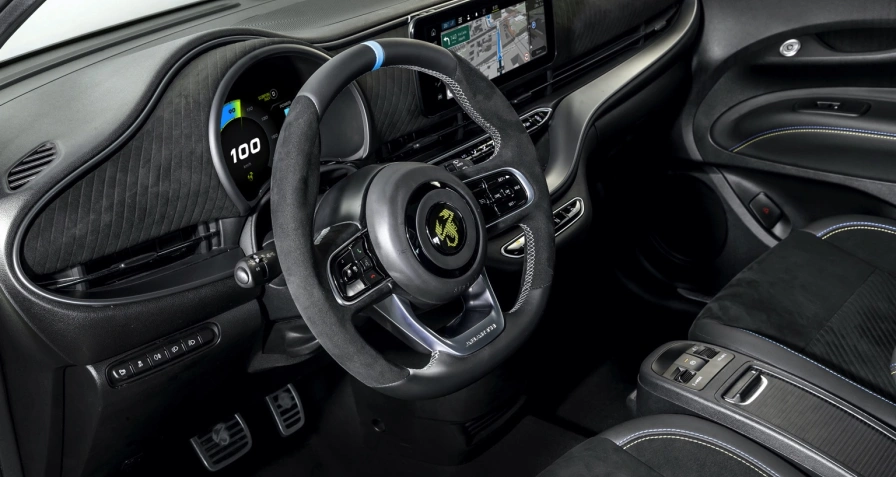 Abarth 500e Scorpionissima
