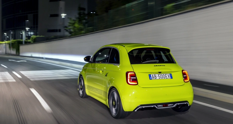 Abarth 500e Scorpionissima