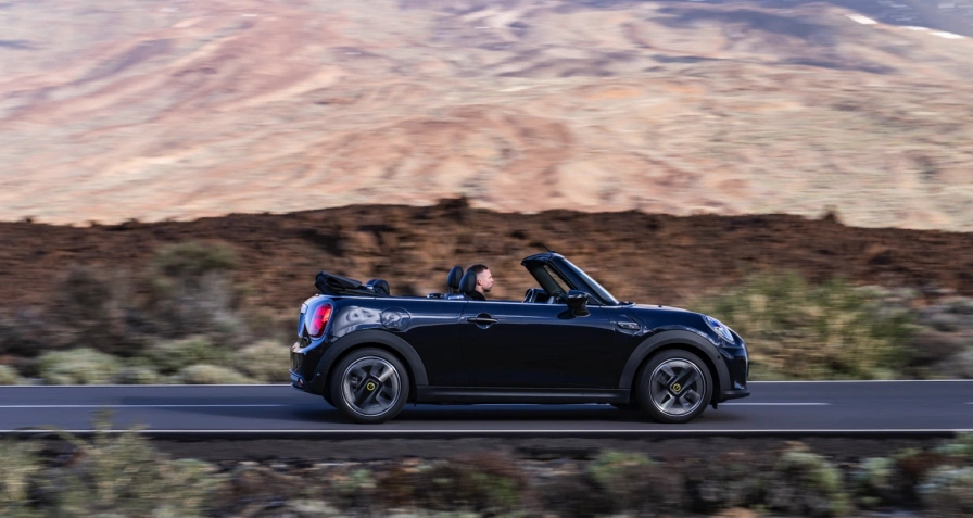 Mini Cooper SE Convertible