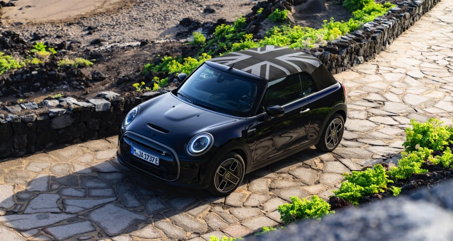 Mini Cooper SE Convertible