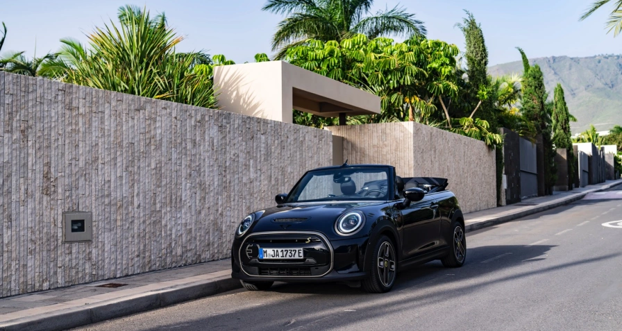 Mini Cooper SE Convertible