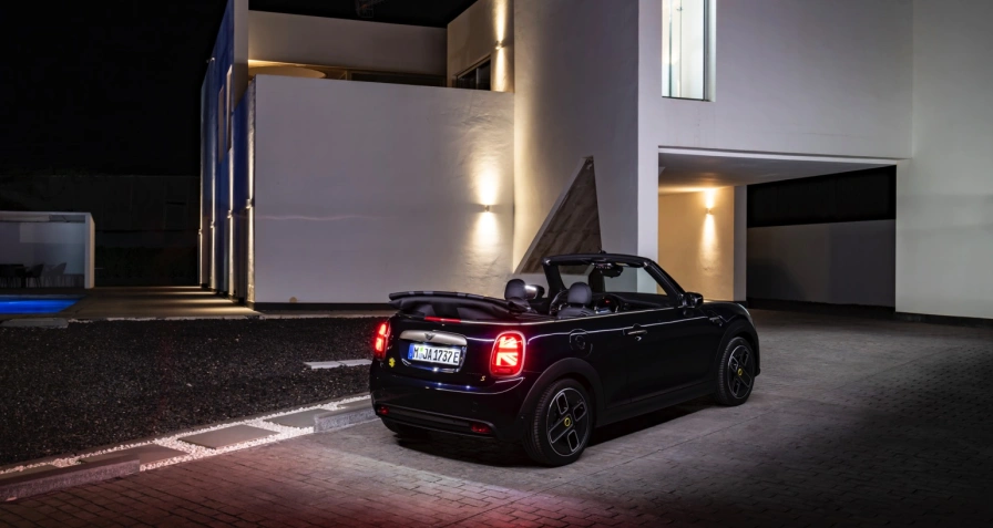 Mini Cooper SE Convertible