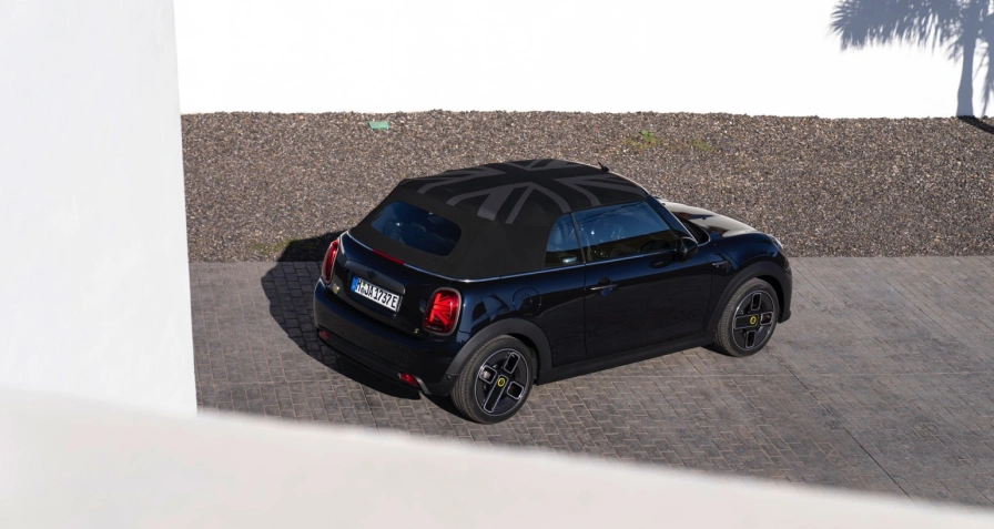 Mini Cooper SE Convertible