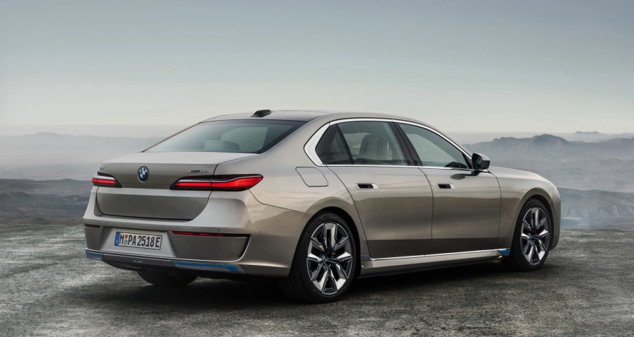 BMW i7 eDrive50