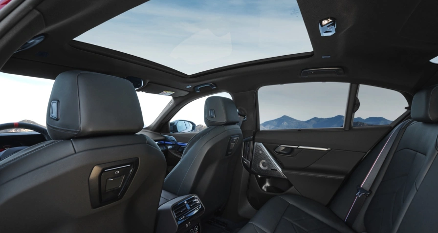 BMW i5 M60 xDrive Sedan