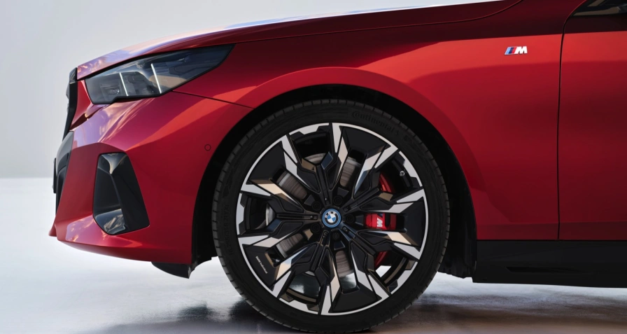 BMW i5 M60 xDrive Sedan