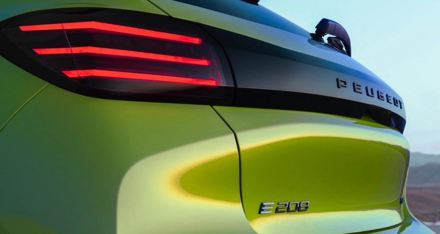 Peugeot e-208 51 kWh