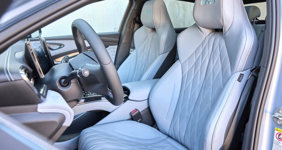 BYD SEAL 82.5 kWh RWD Design