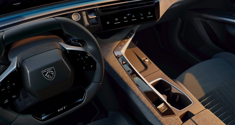 Peugeot e-3008 73 kWh