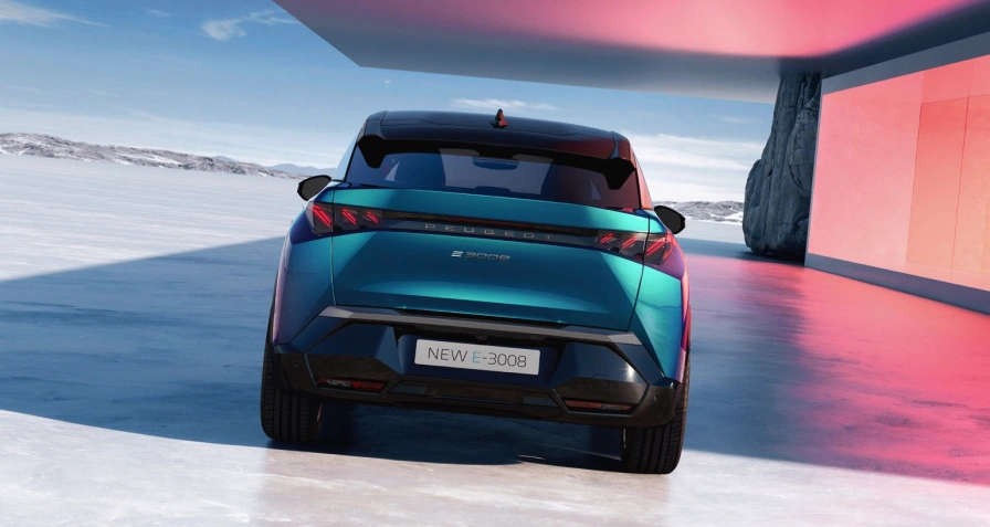 Peugeot e-3008 73 kWh