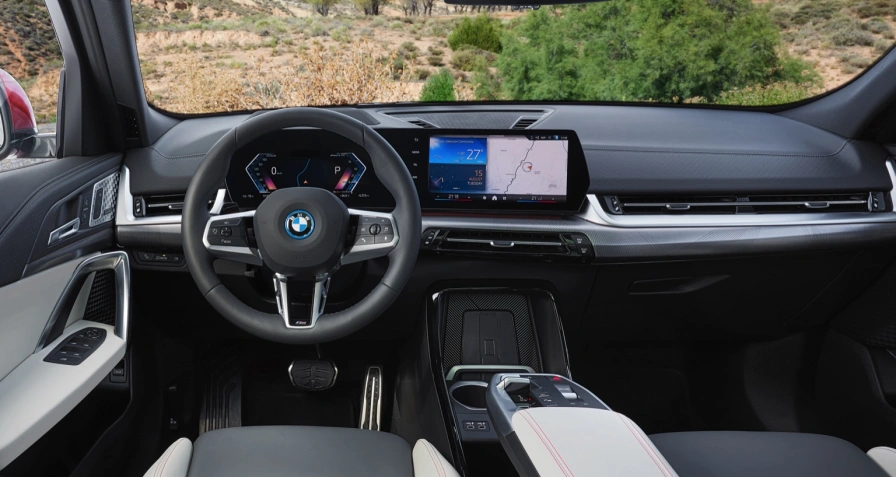 BMW iX2 xDrive30