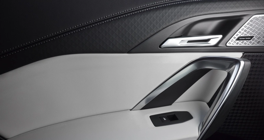 BMW iX2 xDrive30