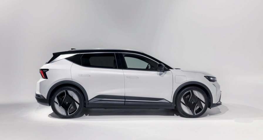 Renault Scenic E-Tech EV87 220hp