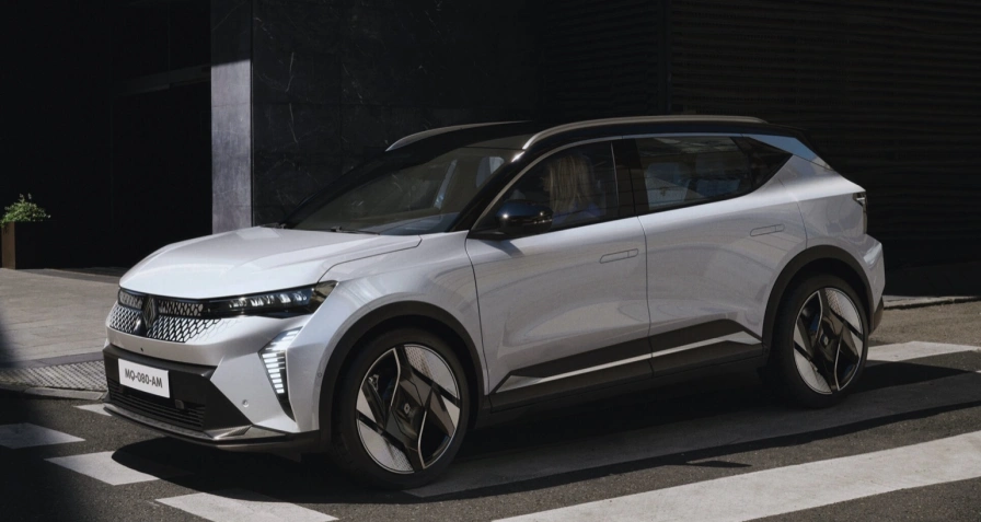 Renault Scenic E-Tech EV87 220hp