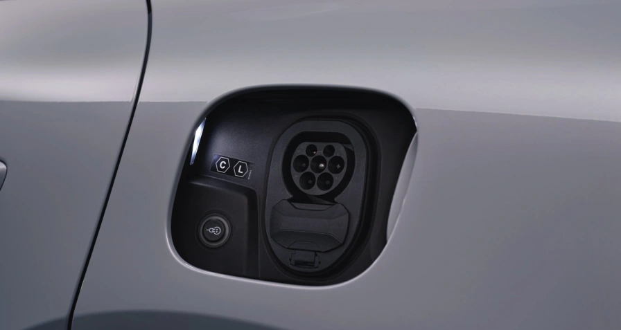 Porsche Macan Turbo Electric