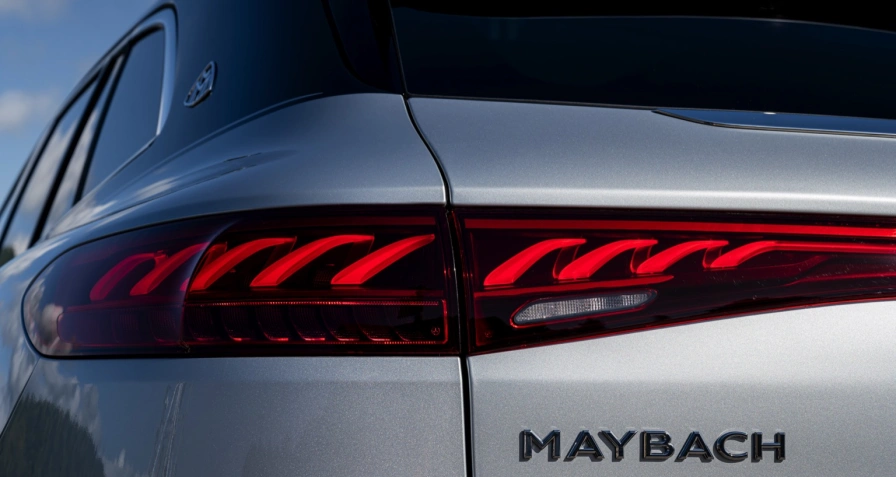 Mercedes-Benz EQS SUV Maybach 680