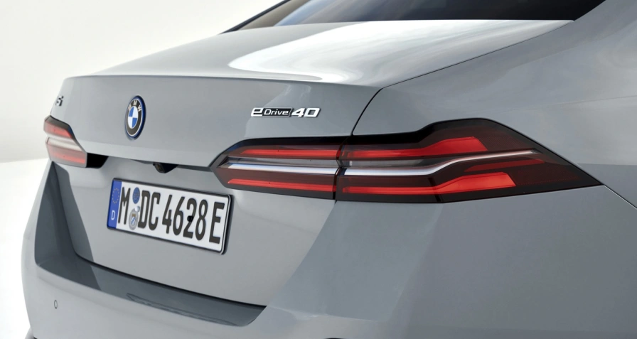 BMW i5 xDrive40 Sedan
