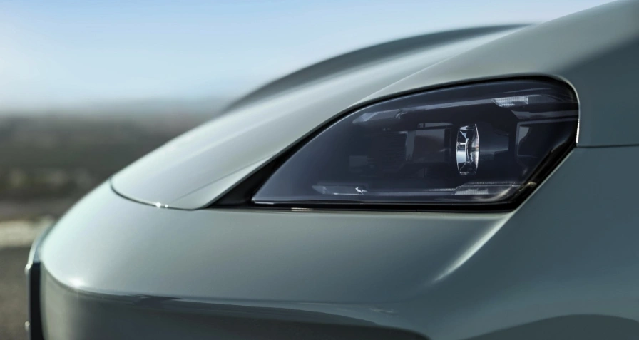Porsche Taycan Plus