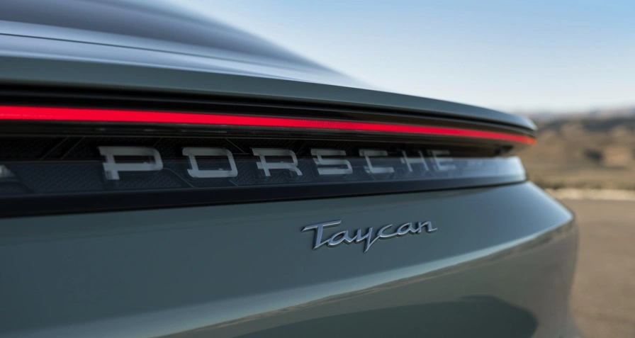 Porsche Taycan 4S Plus