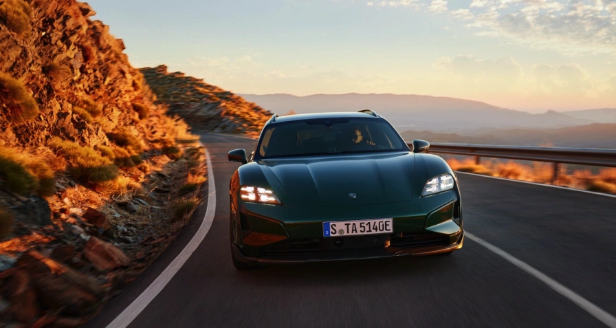Porsche Taycan 4S Cross Turismo
