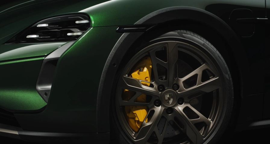 Porsche Taycan Turbo Cross Turismo
