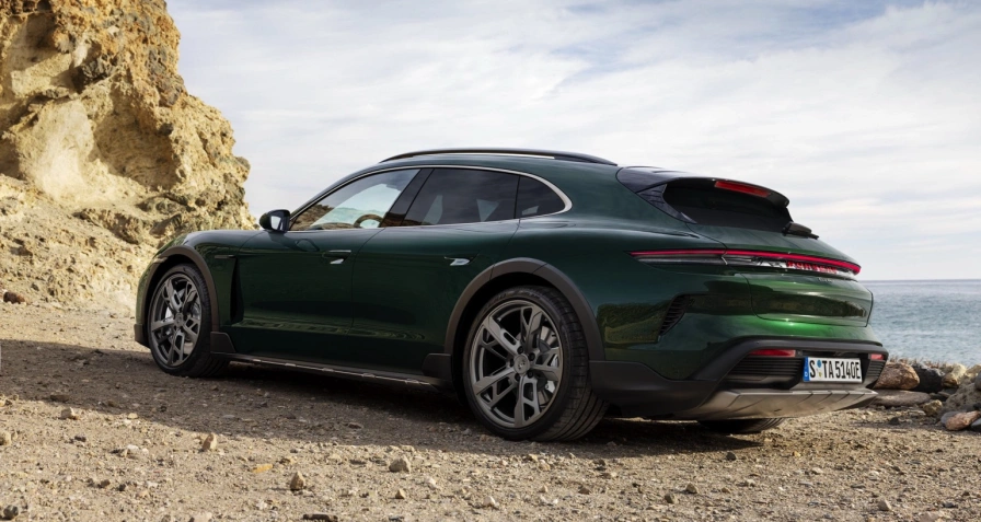 Porsche Taycan Turbo Cross Turismo