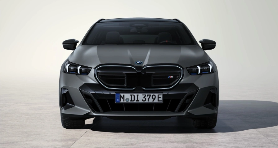 BMW i5 M60 xDrive Touring