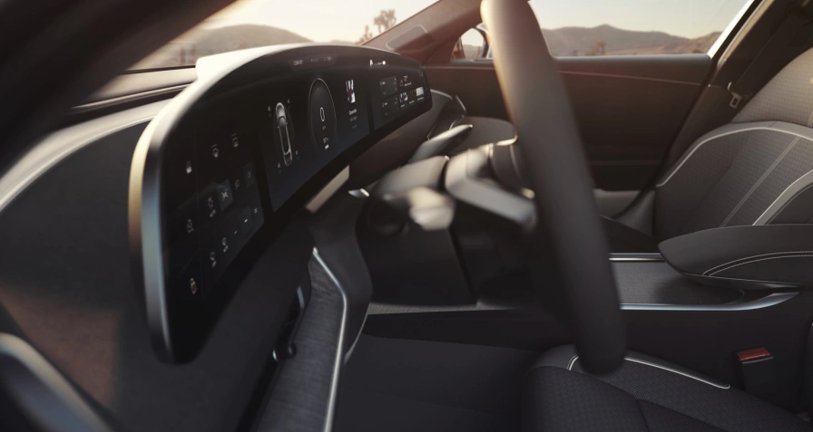 Lucid Air Pure RWD